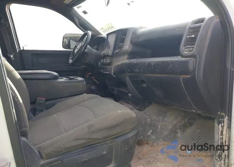 2022 Ram 2500 Tradesman 4X4 8' Box z USA, uszkodzony, nr VIN 3C6UR5HJXNG438326